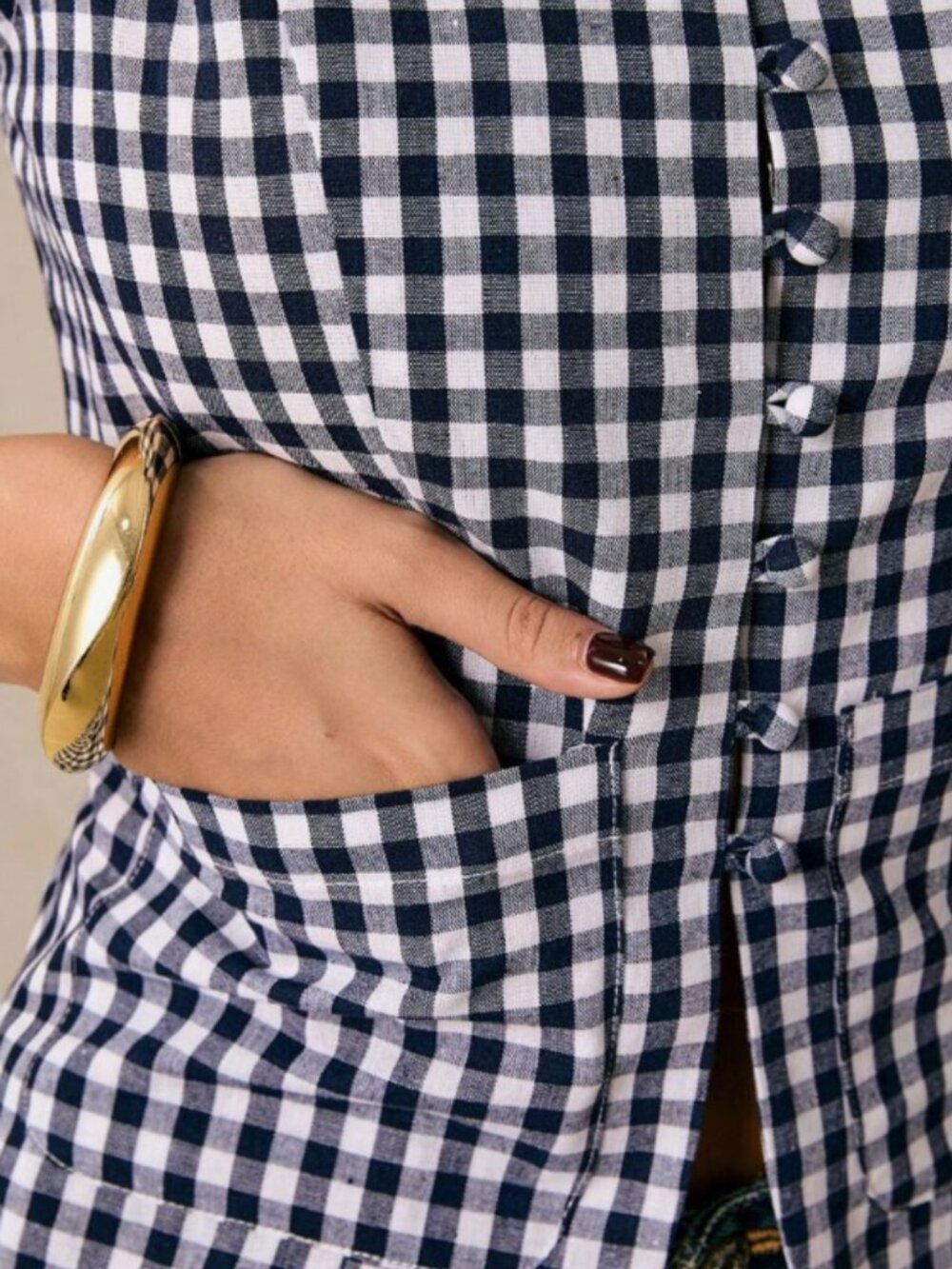 Women's Cotton Navy White Gingham Sleeveless Button Front Summer Blouse Shirt - Picture 6 of 6